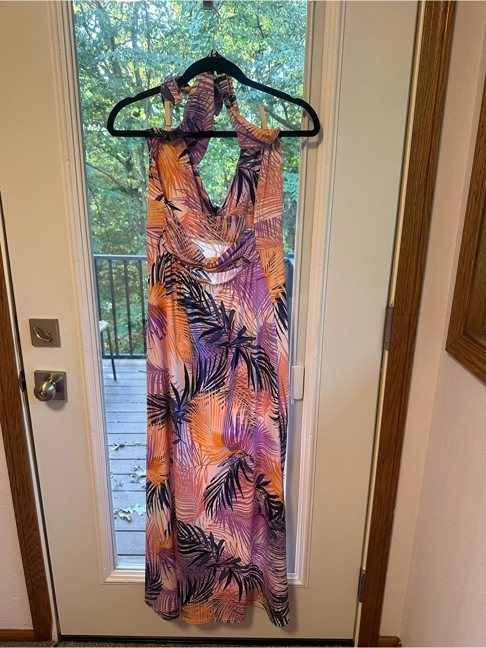 VENUS halter neck